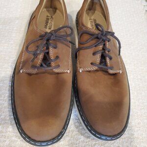 Johnson and Murphy Boys Dress / Casual Shoes Size 4 Brown Lace Up Upper Leather